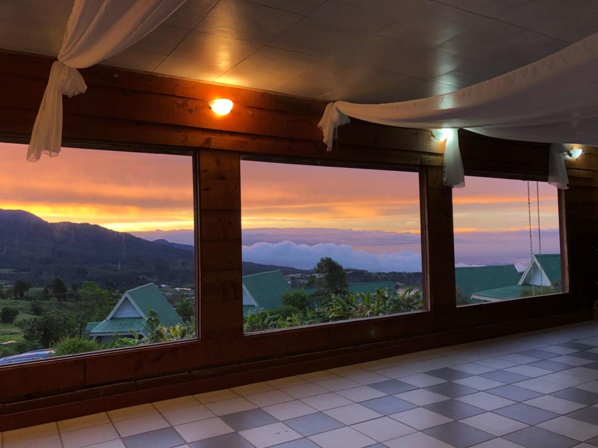 Hortensias Chalets Vara Blanca Heredia Dış mekan fotoğraf